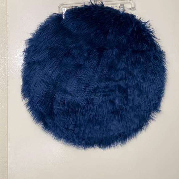 Amazon Other - Navy Blue faux fur round rug